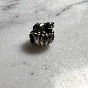 Pandora Cozy Cat Charm (Retired)